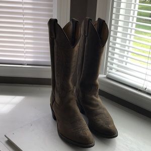 Justin cowboy boots